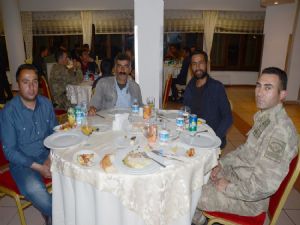 Sarıkamış'ta köy korucularına iftar yemeği