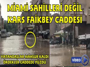 Kars'ta Faikbey Caddesi Göle Döndü