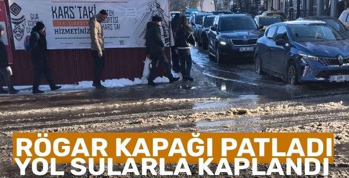 Kars’ta Dondurucu Soğuk Sonrası Rögar Patladı, Cadde Adeta Nehre Döndü